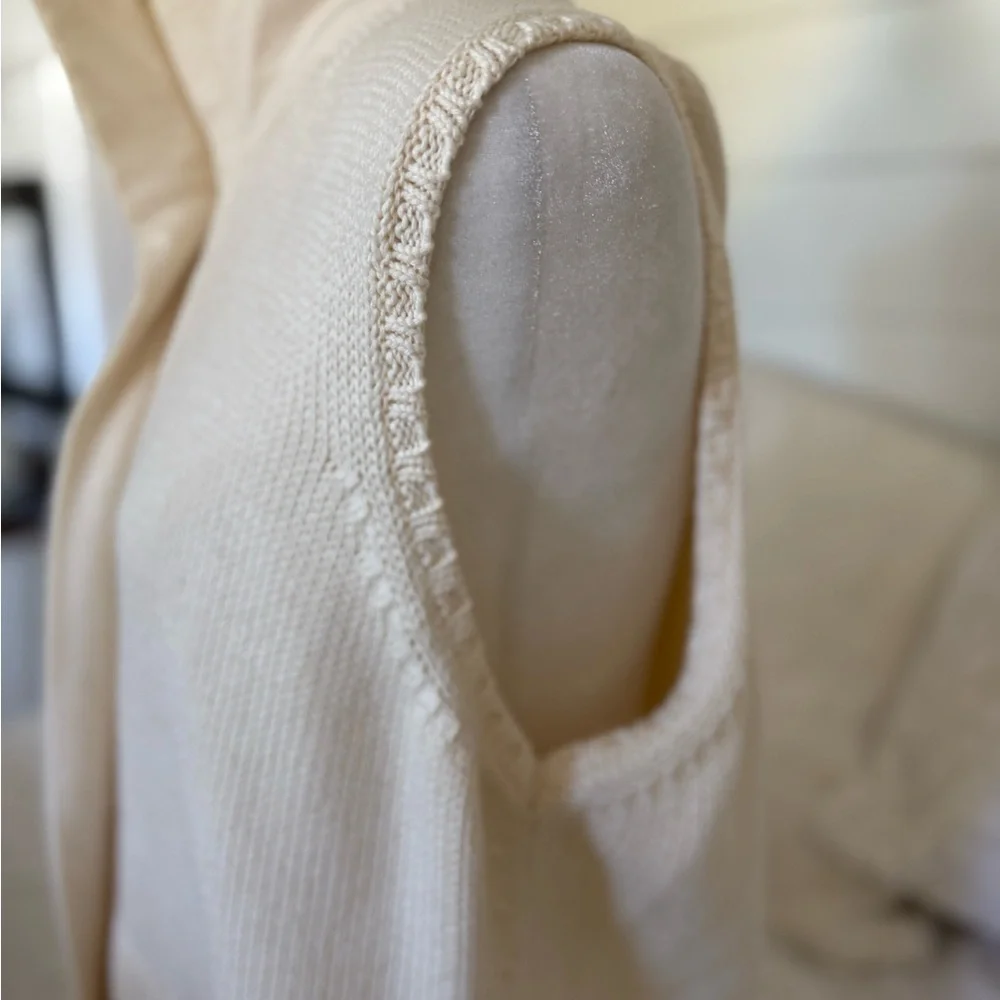 Eileen Fisher Cream Knit Sleeveless Zip-Up Vest